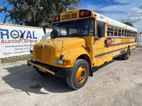 2003 IC Corporation 3000IC 71 Passenger Bus