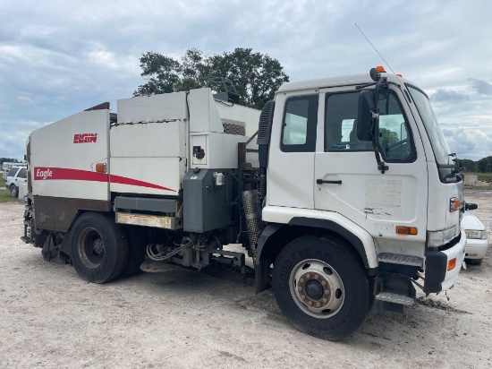2010 Elgin Eagle UD3300 Broom Sweeper Truck
