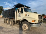1996 Ford LT9513 Louisville 113 Dump Truck