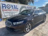 2013 Ford Taurus 4 -Door Sedan