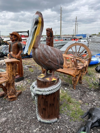 Aluminum Pelican on Peer Yard Art