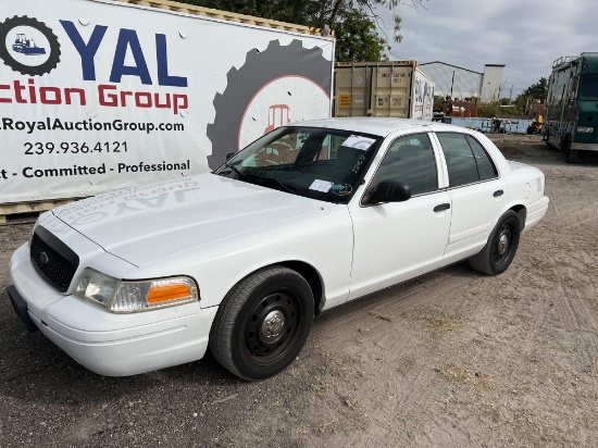 2010 Ford Crown Victoria 4 Door Police Cruiser