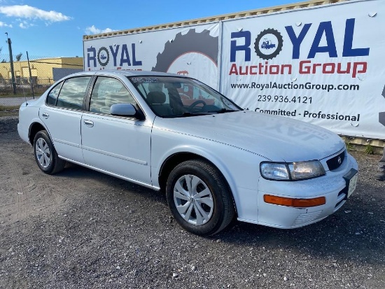 1996 Nissan Maxima 4 Door Sedan