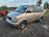 2001 GMC Safari Van