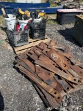 Two pallets of miscellaneous mower blades