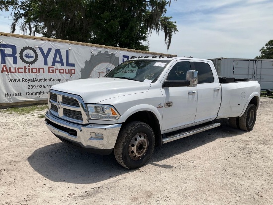 2015 Ram 3500 4x4 Dually Crew Cab Pickup Truck