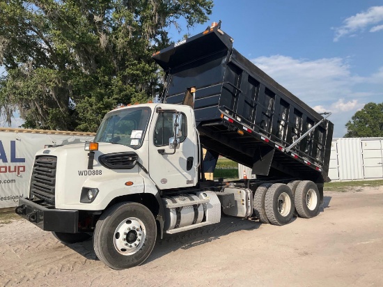 2018 Freightliner 108SD T/A Dump Truck
