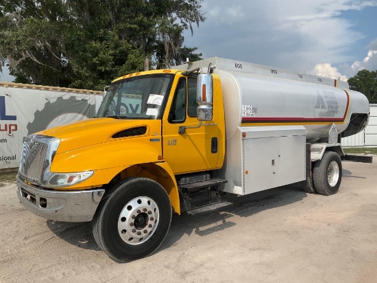 2005 International 4300 Progress 2800 Gal Tanker Truck