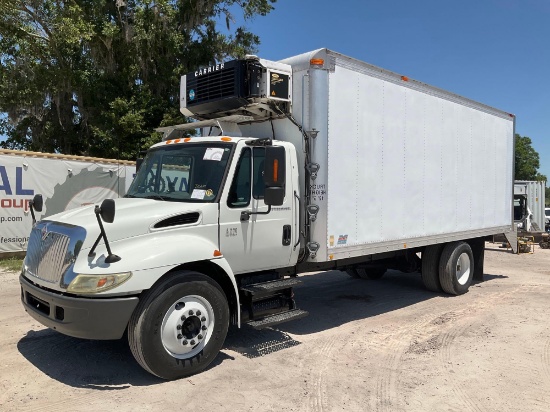 2004 International 4200 22FT Reefer Box Truck