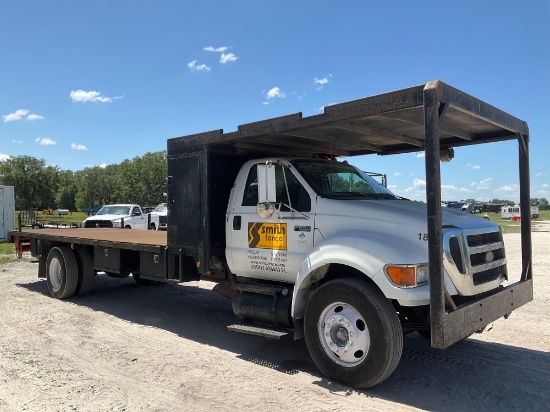 2004 Ford F-650 Flatbed Truck 21ft bed top deck 13ft