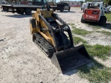2014 Vermeer S800TX Ride-On Skid Steer Track Loader