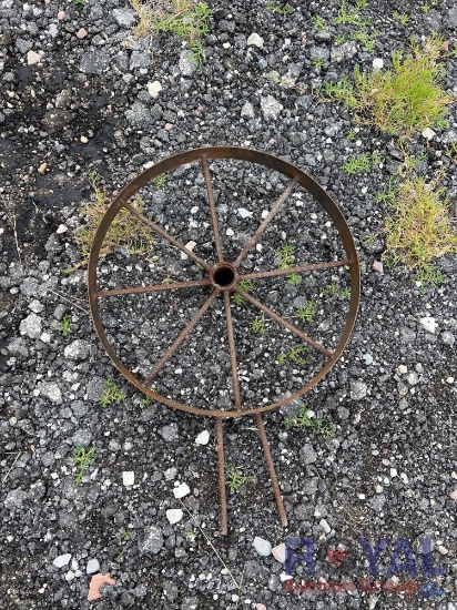 Wagon wheel yard art