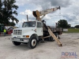 2000 International F-4900 Crane Truck