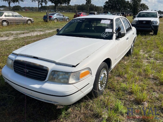 2000 Ford Crown Victoria