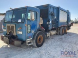 2011 Peterbilt 320 Heil 612-3641 24Yd Side Loader Garbage Truck