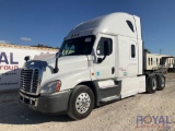 2015 Freightliner Cascadia T/A Sleeper Truck Tractor