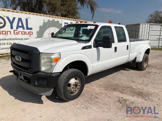2011 Ford F-350 4x4 Crew Cab Pickup Truck