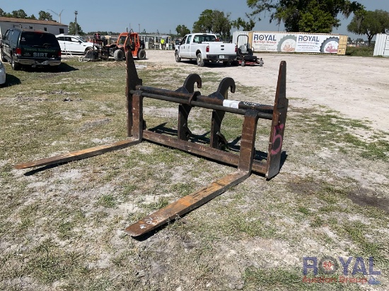 2015 Caterpillar (924K) Quick Coupler 70 inch Loader Forks