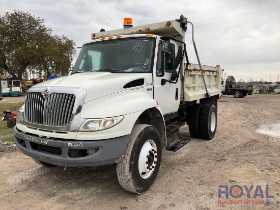 2013 International 4300 S/A Dump Truck