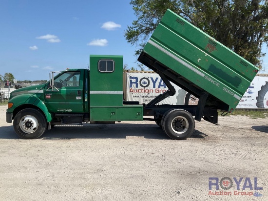 2006 Ford F-650 Chipper Dump Truck