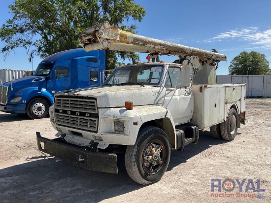 1982 Ford F700 Bucket Truck