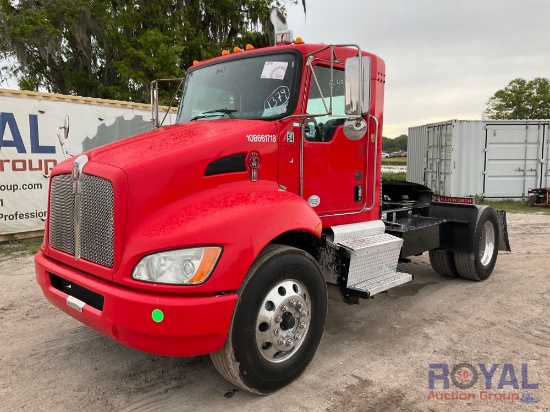 2010 Kenworth T300 S/A Day Cab Truck Tractor