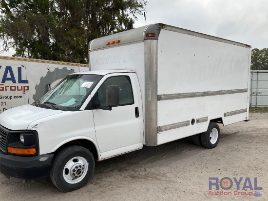 2006 GMC Savana 14 FT Box Truck