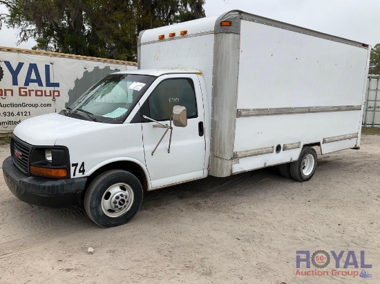2003 GMC Savana 14 FT Box Truck