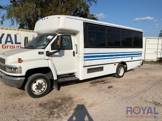 2010 Chevrolet C4500 Champion Shuttle Bus