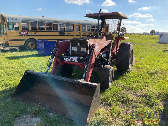 Masey Ferguson 383 Tractor Loader