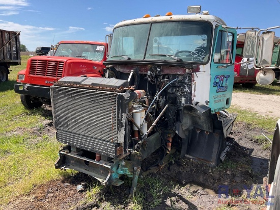 Mack Cab