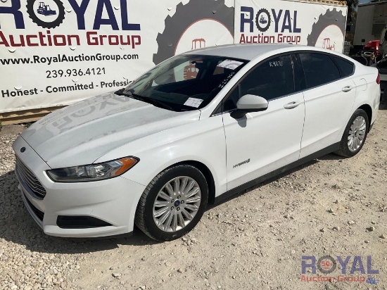 2015 Ford Fusion Hybrid Sedan