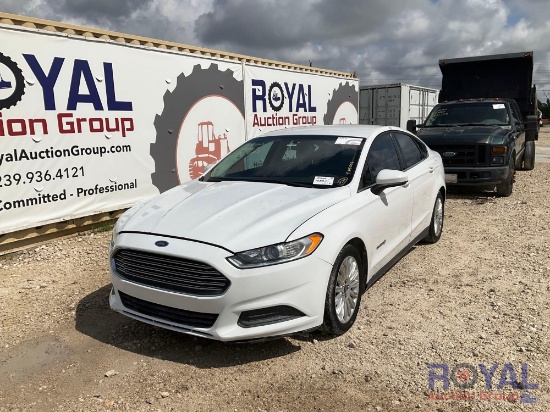 2015 Ford Fusion Hybrid Sedan