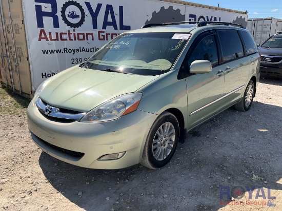 2008 Toyota Sienna Mini Van