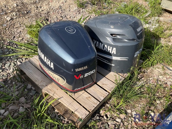 2 Yamaha Outboard Engine Cowlings