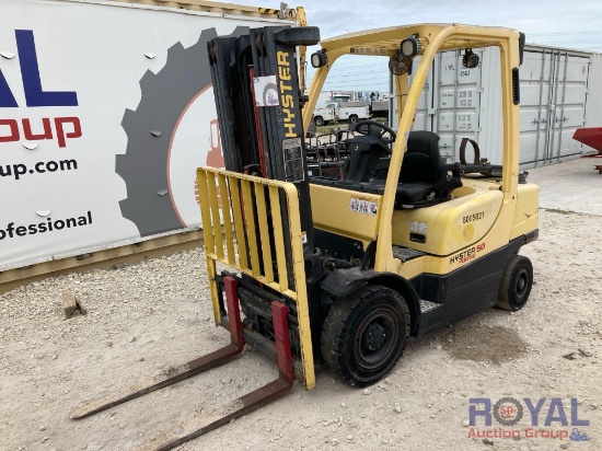 2010 Hyster H50FT 4800 lbs 3 Stage Forklift
