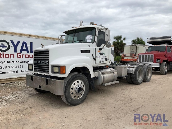 2006 Mack CHN613 T/A Day Cab Wet Kit Truck Tractor