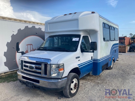 2015 Ford E350 Shuttle Bus