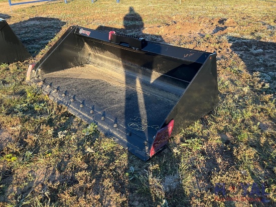 Unused 72 inch Vernig Skid Steer Bucket