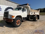 1995 Ford F800 Dump Truck
