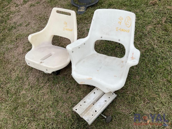 2 Plastic Boat Chairs With Mounts