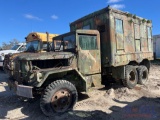 6X6 Military Deuce and a Half Enclosed Body Cargo Truck