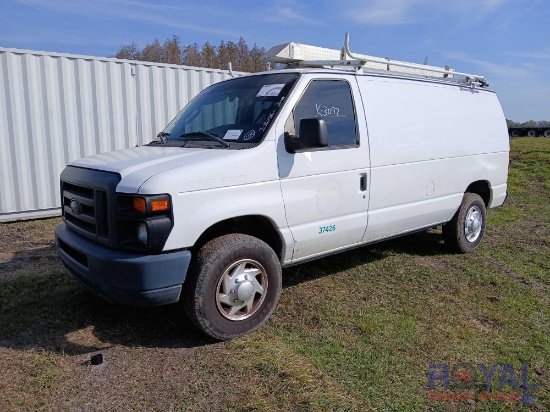 2014 Ford E350 Econoline Cargo Van