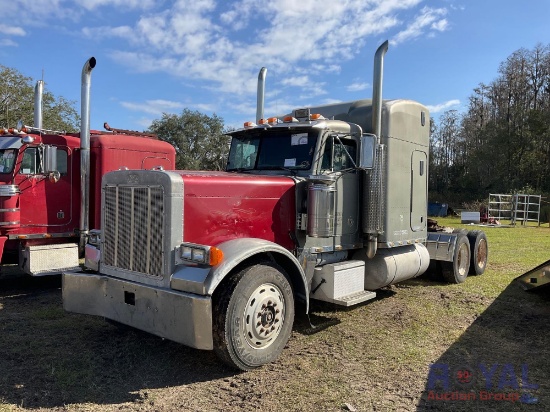 1988 Peterbilt 379 Sleeper Cab Truck