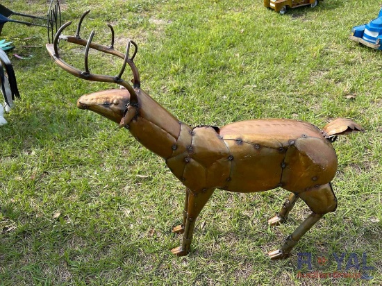 Deer Lawn Art