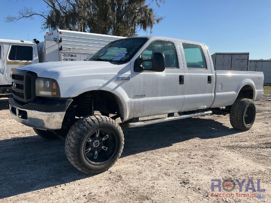 2005 Ford F250 4X4 Crew Cab Pickup Truck