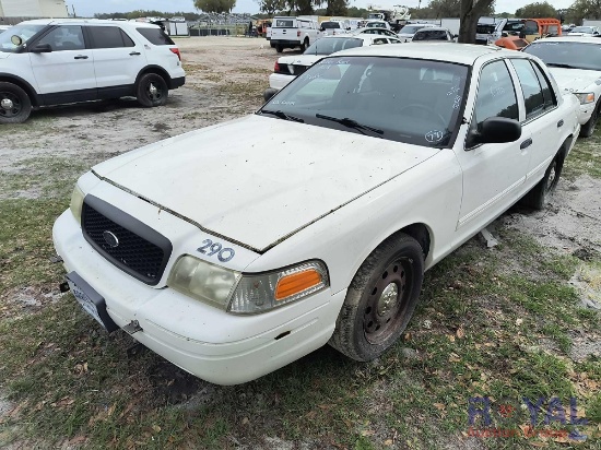 2011 Ford Crown Victoria Sedan