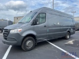 2021 Mercedes-Benz Sprinter 4500 XL Extended Dually Catering Van Food Prep Custom Built Van