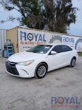 2015 Toyota Camry Hybrid Sedan