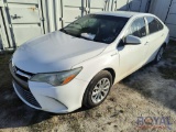 2017 Toyota Camry Hybrid Sedan